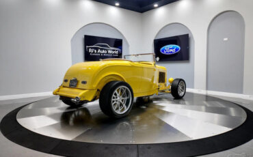 Ford-Roadster-1932-6