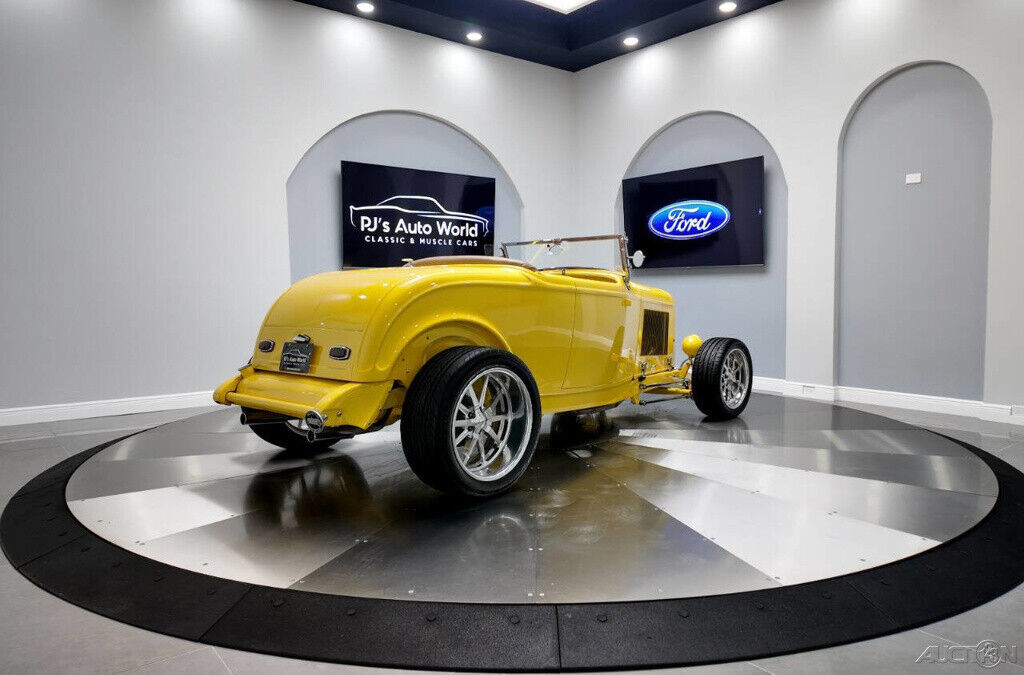 Ford-Roadster-1932-6