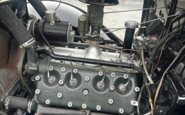 Ford-Roadster-1932-Black-Brown-Leather-13