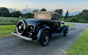 Ford-Roadster-1932-Black-Brown-Leather-2