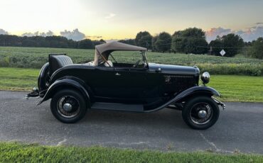 Ford-Roadster-1932-Black-Brown-Leather