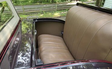 Ford-Roadster-1932-Maroon-With-Black-Fenders-Tan-Leather-16