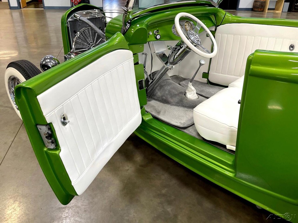 Ford-Roadster-1932-Other-21