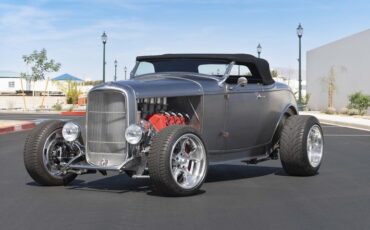 Ford-Roadster-1932-Raw-Metal-Black