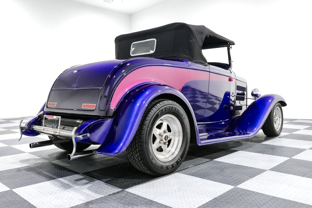 Ford-Roadster-1932-Roadster-10