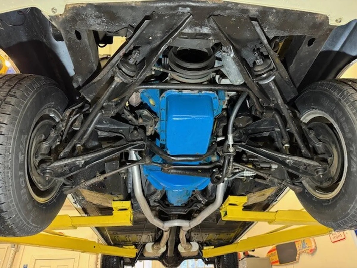 Ford-Shelby-mustang-1968-White-Black-19