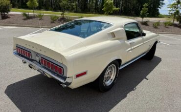 Ford-Shelby-mustang-1968-White-Black-5
