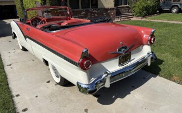 Ford-Sunliner-1956-Redwhite-Redwhite-15