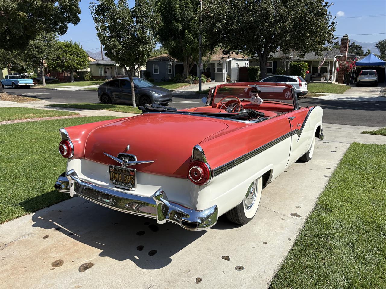 Ford-Sunliner-1956-Redwhite-Redwhite-17