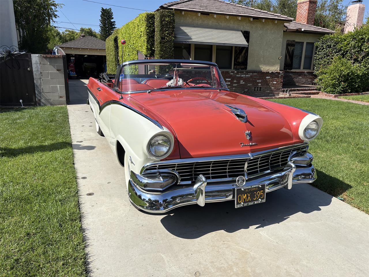 Ford-Sunliner-1956-Redwhite-Redwhite-28