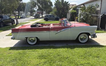 Ford-Sunliner-1956-Redwhite-Redwhite-31