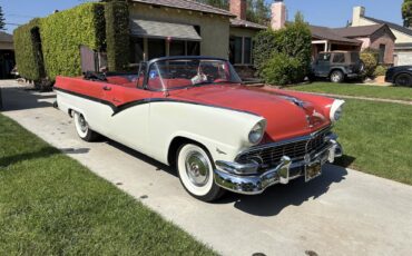 Ford-Sunliner-1956-Redwhite-Redwhite-32