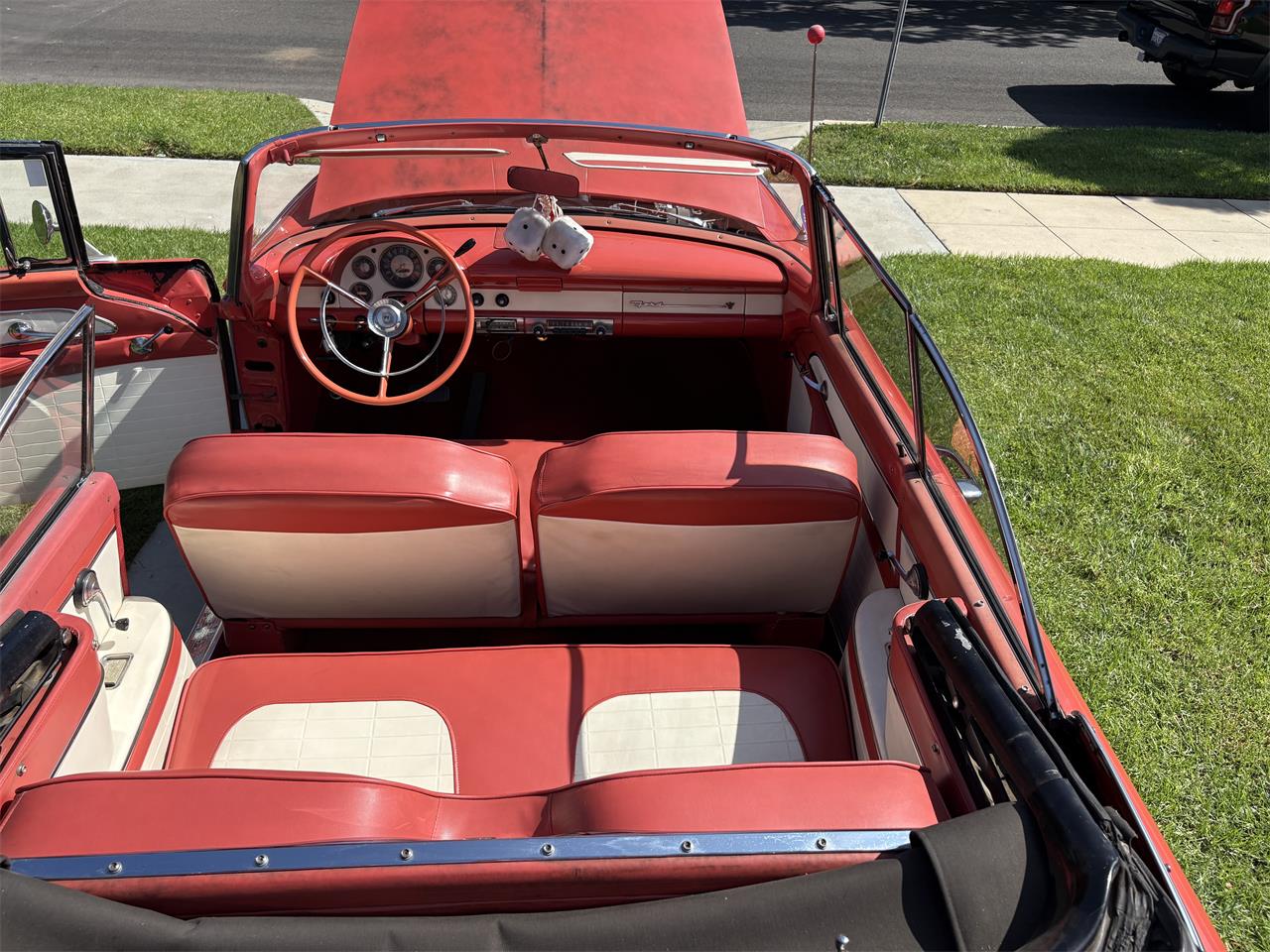 Ford-Sunliner-1956-Redwhite-Redwhite-36