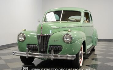Ford-Super-Deluxe-1941-Coupe-18
