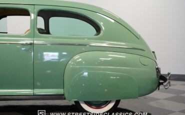 Ford-Super-Deluxe-1941-Coupe-24