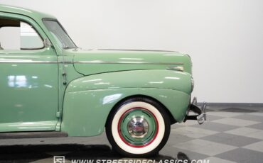 Ford-Super-Deluxe-1941-Coupe-30