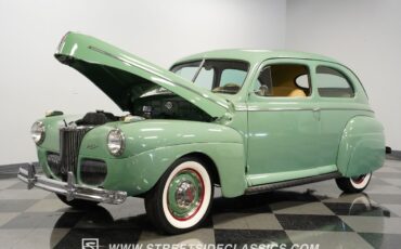 Ford-Super-Deluxe-1941-Coupe-31