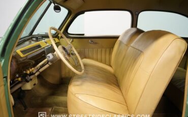 Ford-Super-Deluxe-1941-Coupe-38