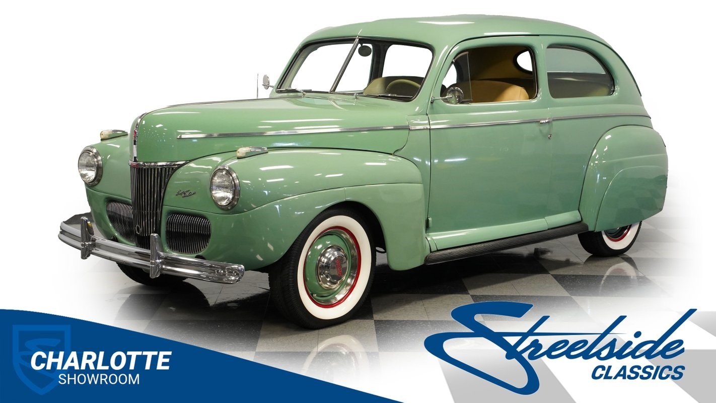 Ford Super Deluxe 1941 Coupe