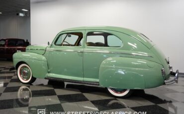 Ford-Super-Deluxe-1941-Coupe-8