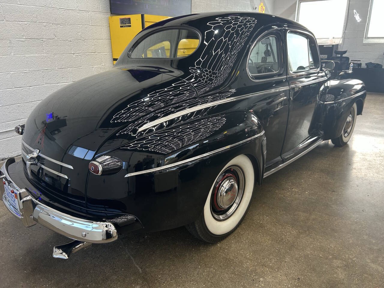 Ford-Super-Deluxe-1946-Coupe-1