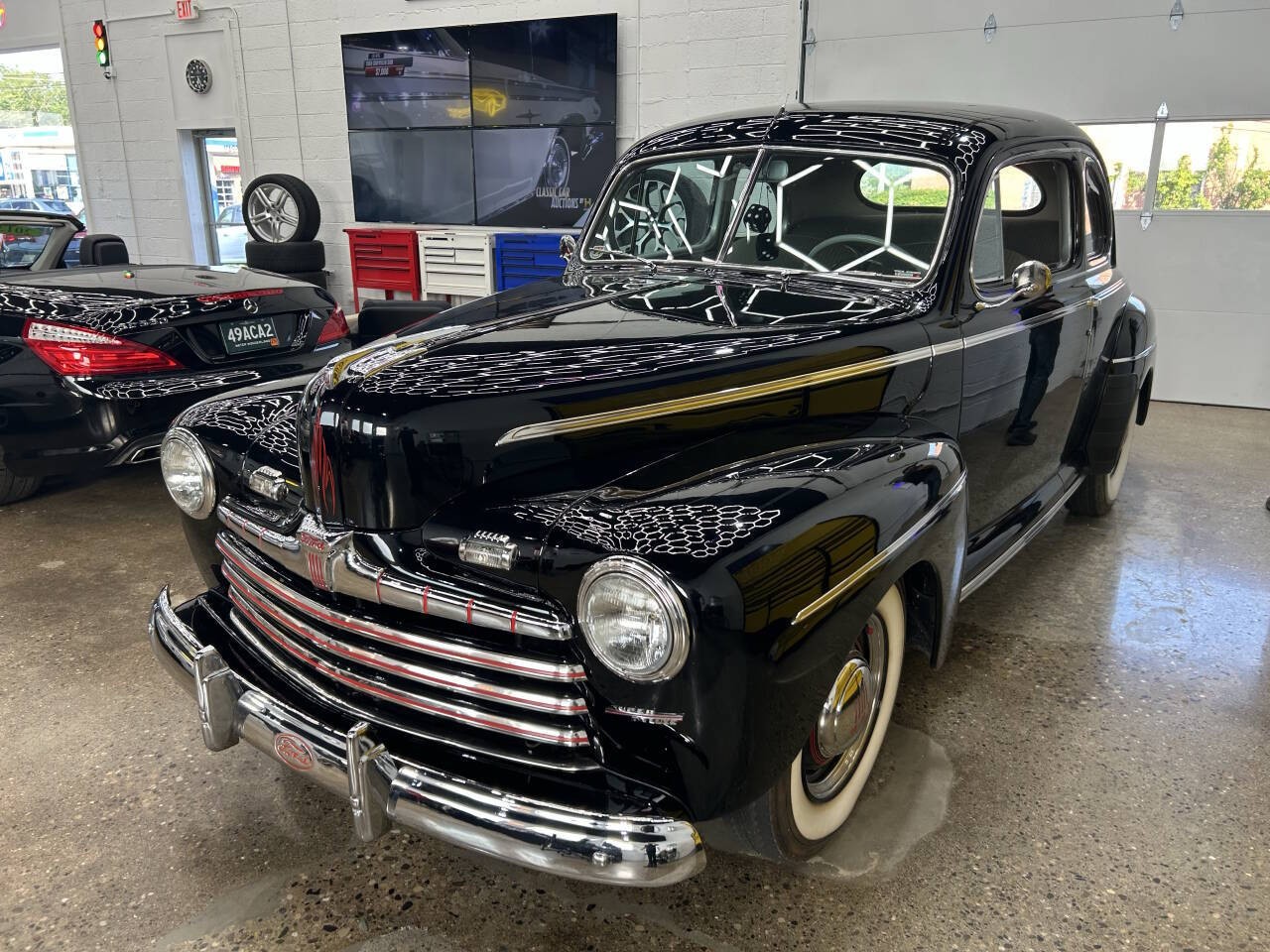 Ford-Super-Deluxe-1946-Coupe-4
