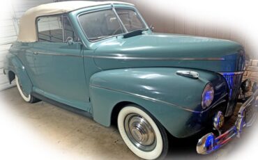 Ford-Super-deluxe-1941-Teal-Blue