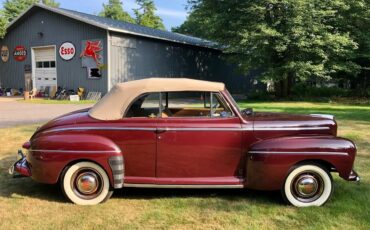Ford-Super-deluxe-1946-Maroon-Tan-1