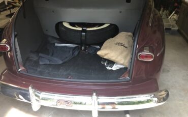 Ford-Super-deluxe-1946-Maroon-Tan-11