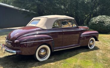 Ford-Super-deluxe-1946-Maroon-Tan-3