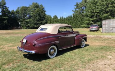 Ford-Super-deluxe-1946-Maroon-Tan-5