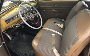 Ford-Super-deluxe-1946-Maroon-Tan-7
