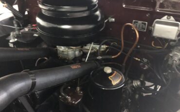 Ford-Super-deluxe-1946-Maroon-Tan-9