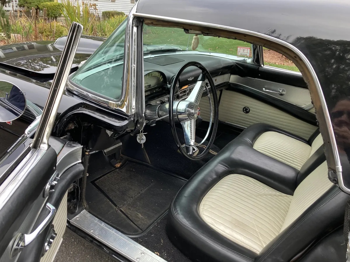 Ford-Thunderbird-1955-4