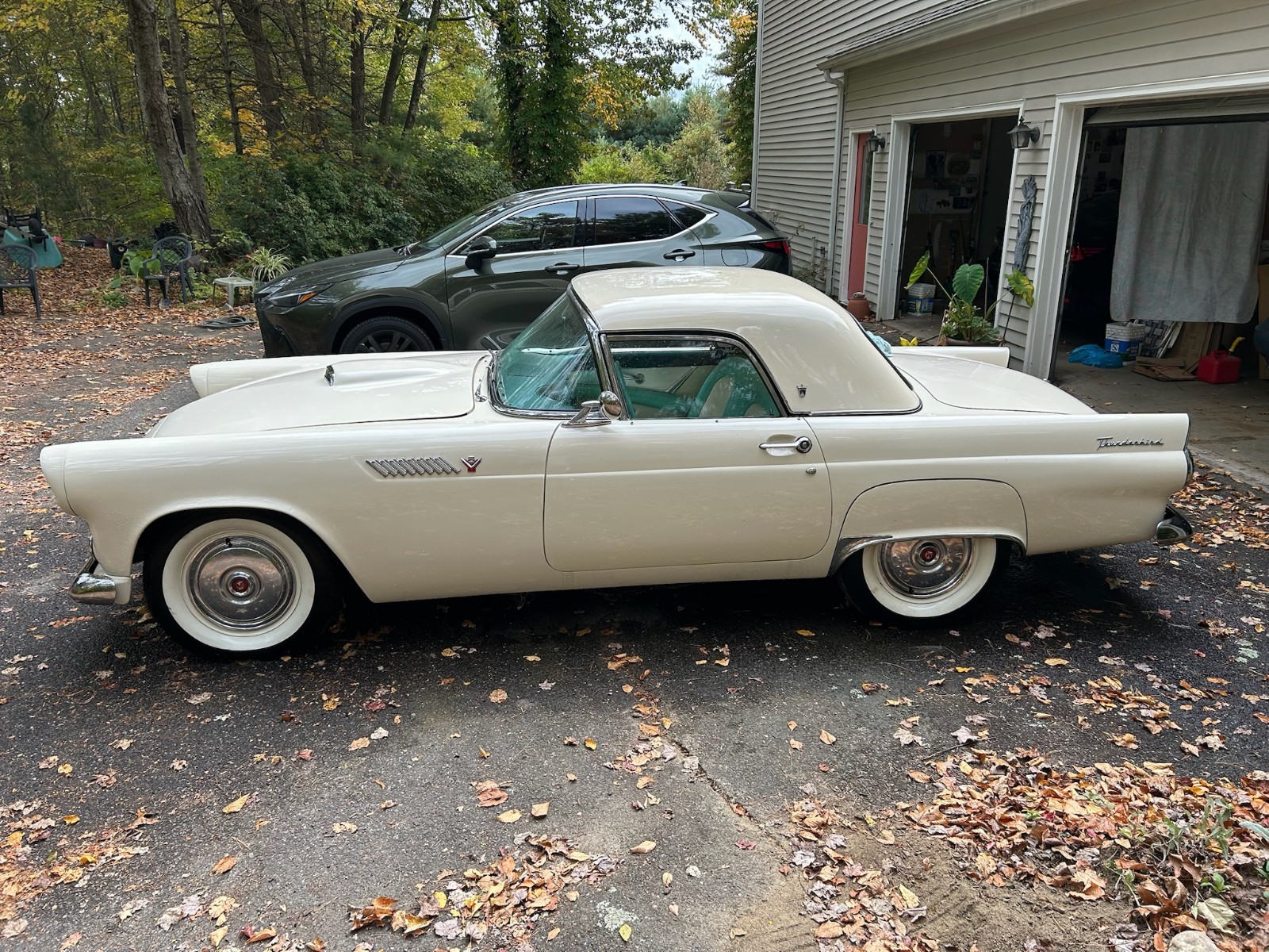Ford-Thunderbird-1955-Convertible-2