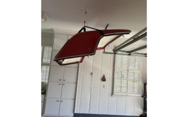 Ford-Thunderbird-1955-Torch-Red-Red-amp-White-1