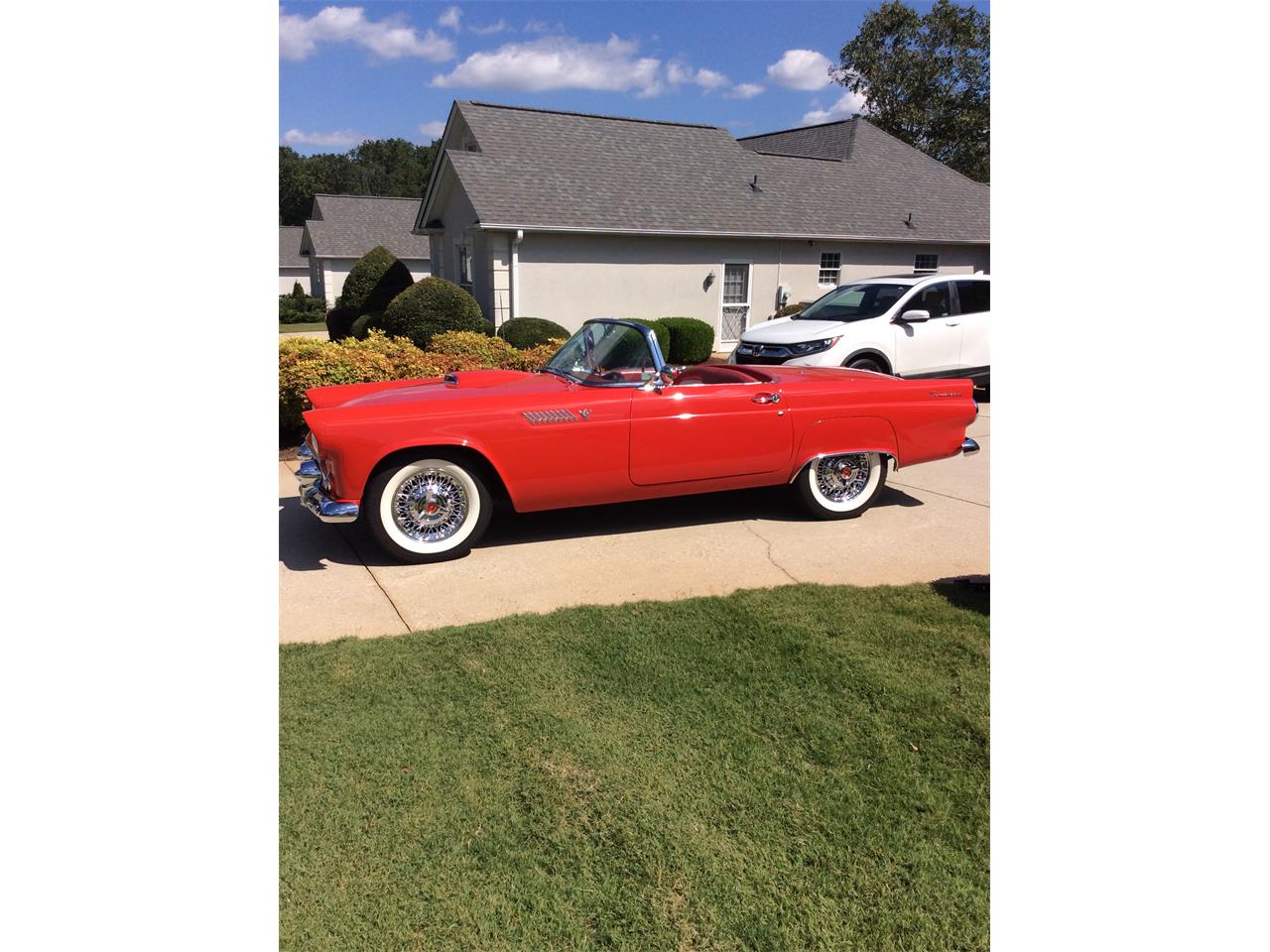 Ford-Thunderbird-1955-Torch-Red-Red-amp-White-14
