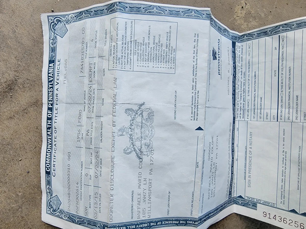 Ford-Thunderbird-1956-Black-Black-And-White-10