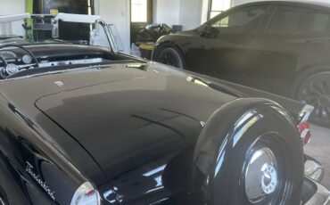 Ford-Thunderbird-1956-Black-Black-And-White-14