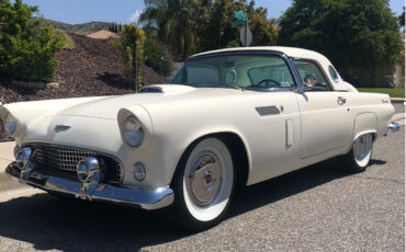 Ford-Thunderbird-1956-Convertible-14