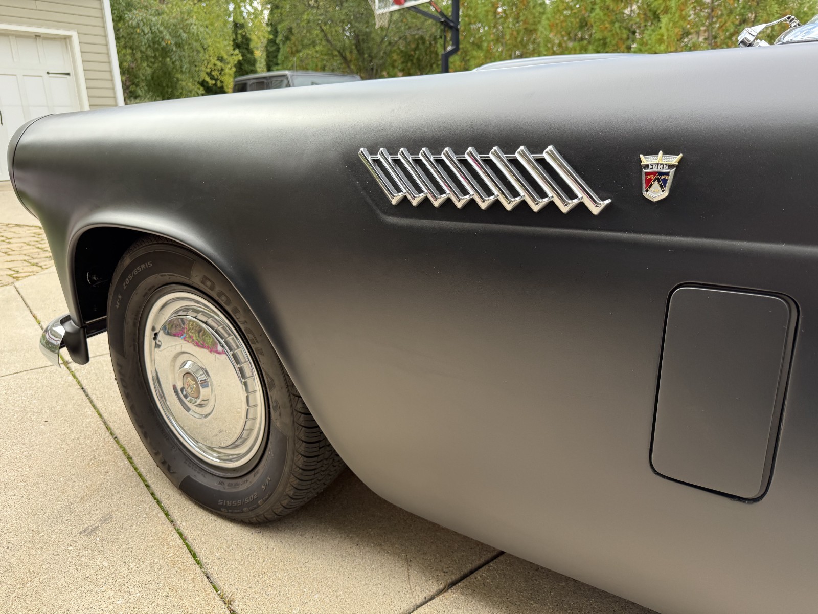 Ford-Thunderbird-1956-Convertible-32