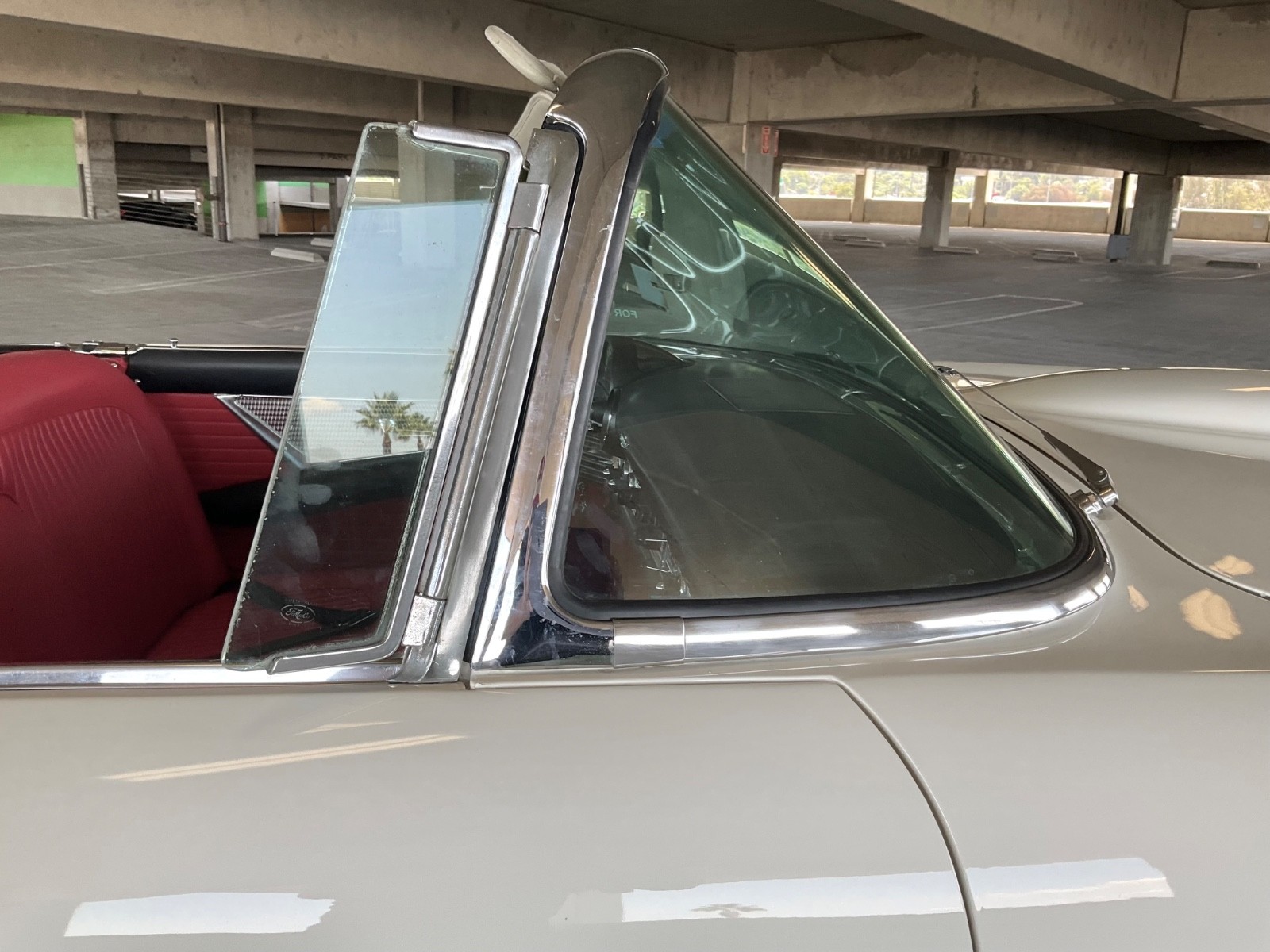 Ford-Thunderbird-1956-Convertible-35