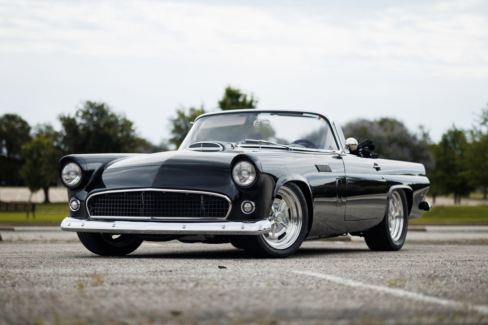 Ford-Thunderbird-1956-Convertible-4