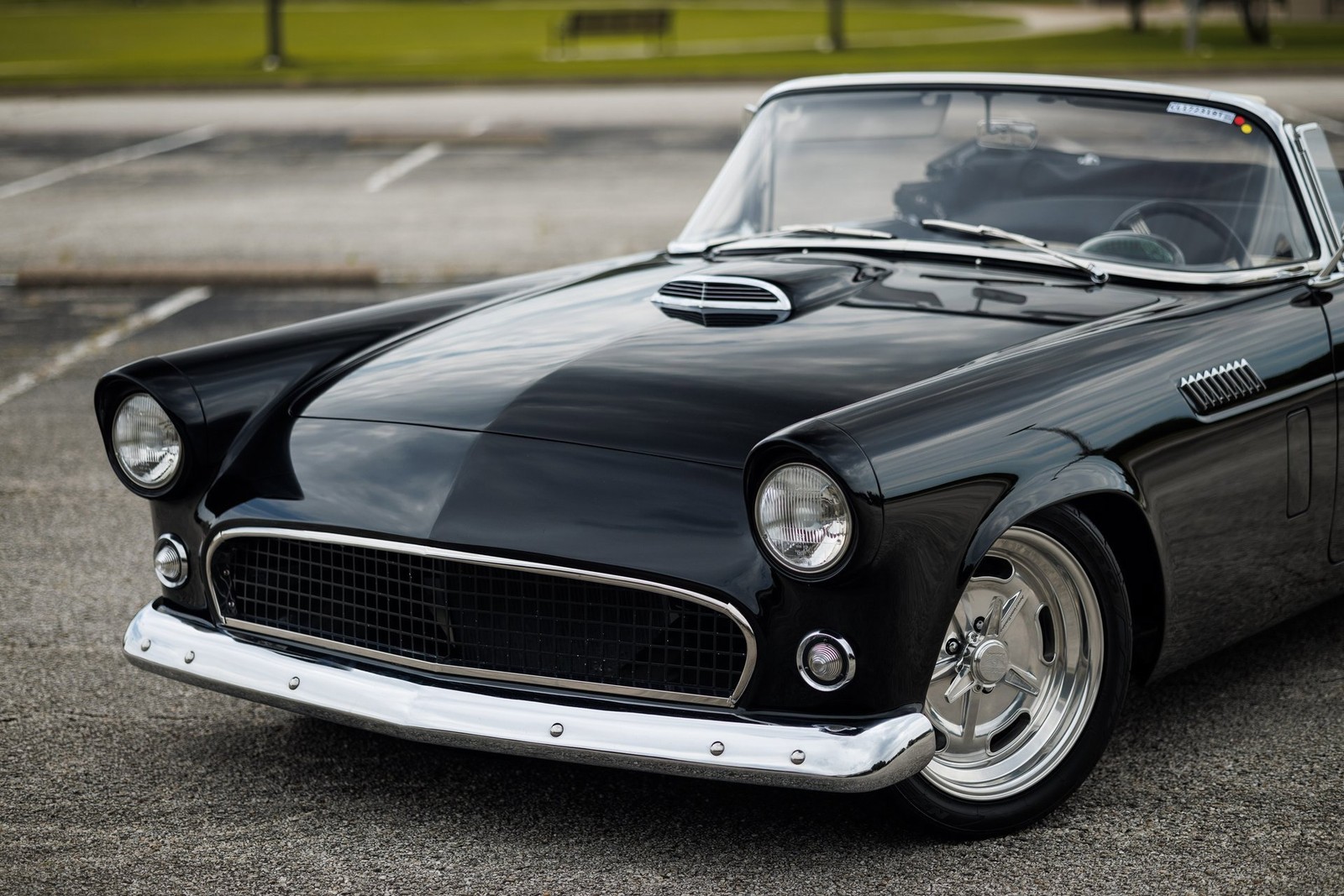 Ford-Thunderbird-1956-Convertible-5