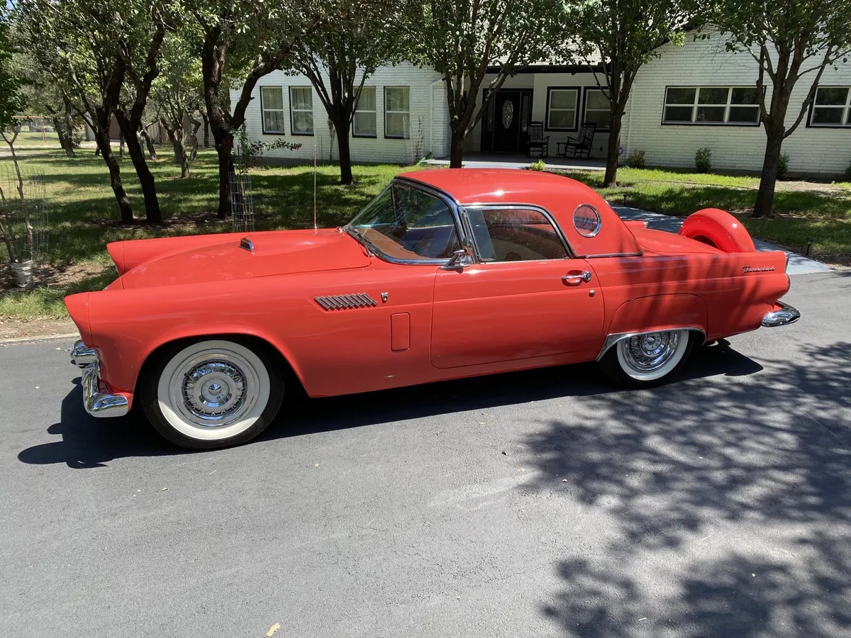 Ford-Thunderbird-1956-Fiesta-Red-Red-And-White-3