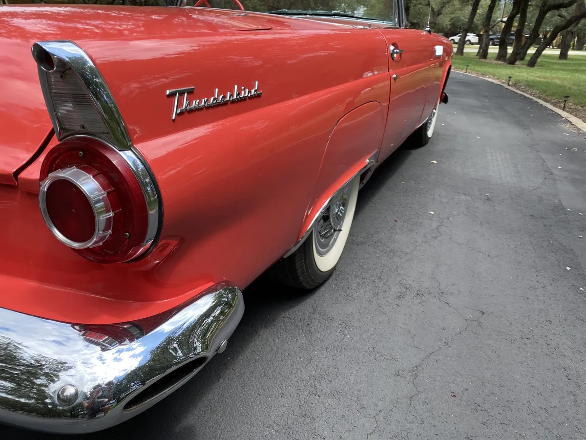 Ford-Thunderbird-1956-Fiesta-Red-Red-And-White-6