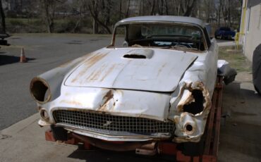 Ford-Thunderbird-1956-N-Red-17