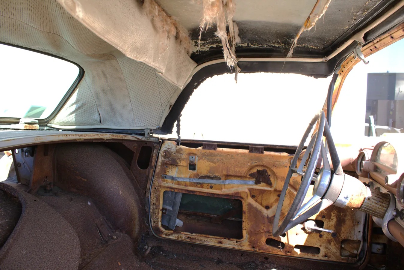 Ford-Thunderbird-1956-N-Red-18