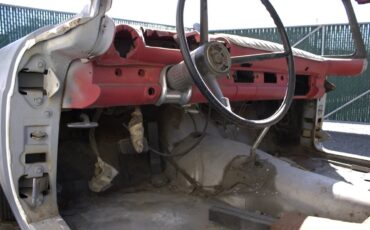 Ford-Thunderbird-1956-N-Red-19