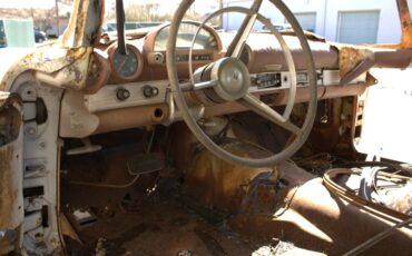 Ford-Thunderbird-1956-N-Red-5